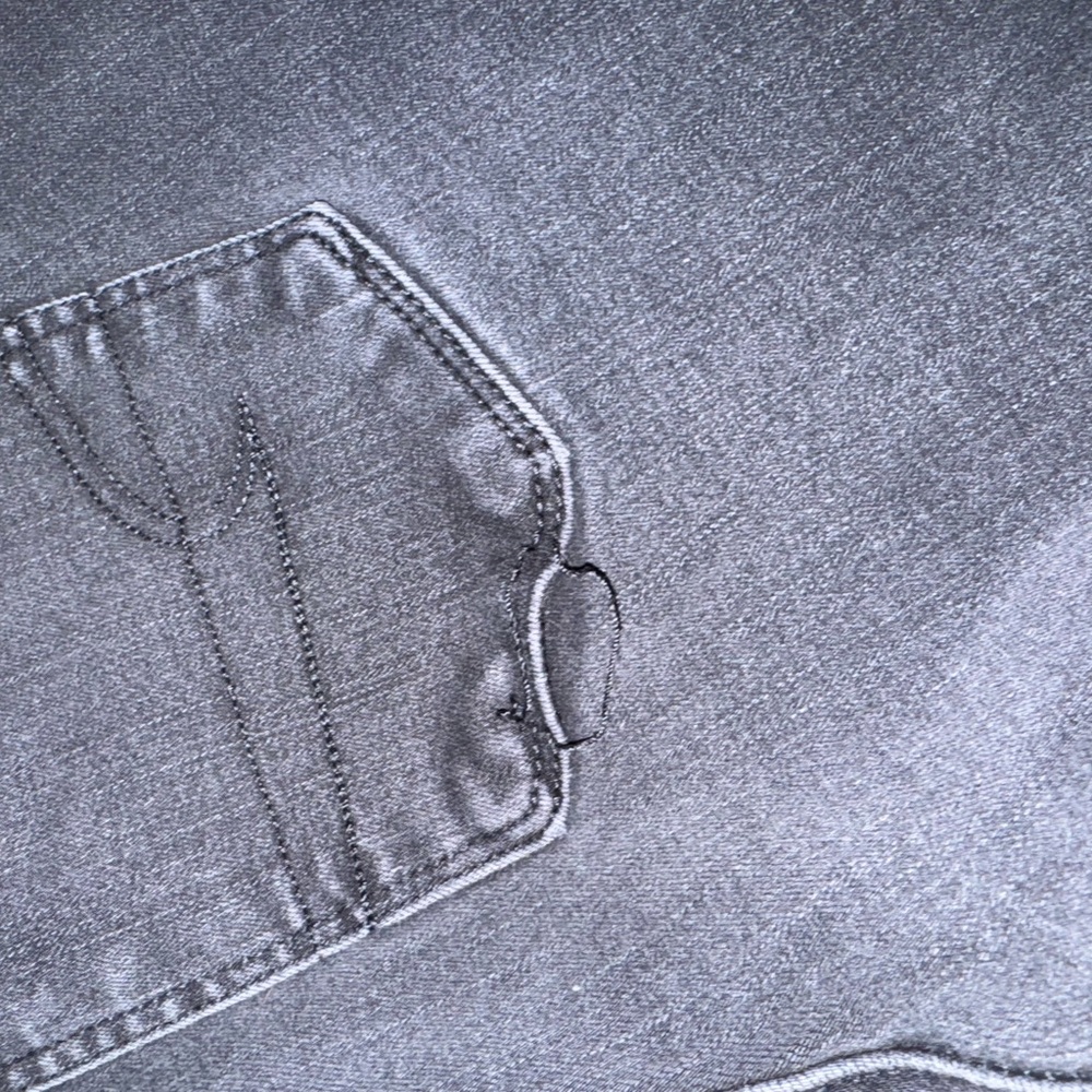 American Eagle Outfitters Black Ripped Skinny Jeans - Picture 3 of 4
